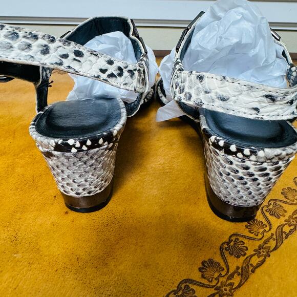 VANELI Womens Leather Snakeskin Pewter Links Strappy Sandals Size 4 to 5 - Picture 5 of 7